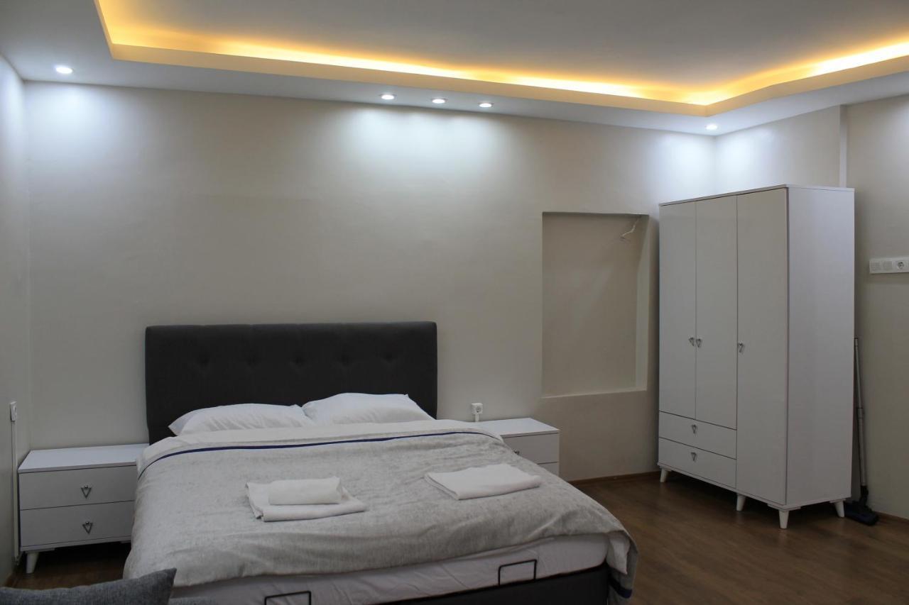 Beyoglu Asmalimescit'Te Mobilyali Balkonlu Daire Apartman Isztambul Kültér fotó