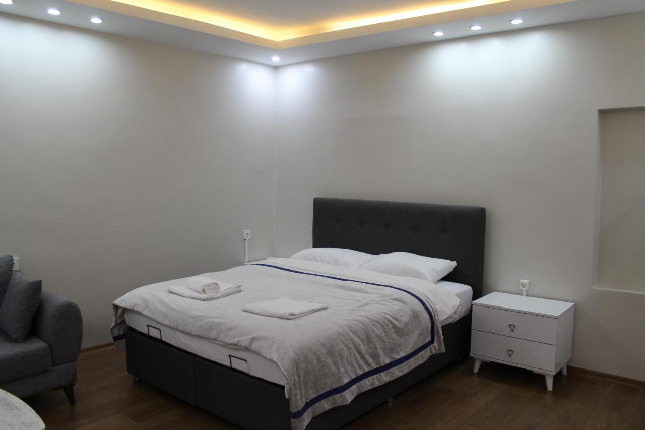 Beyoglu Asmalimescit'Te Mobilyali Balkonlu Daire Apartman Isztambul Kültér fotó