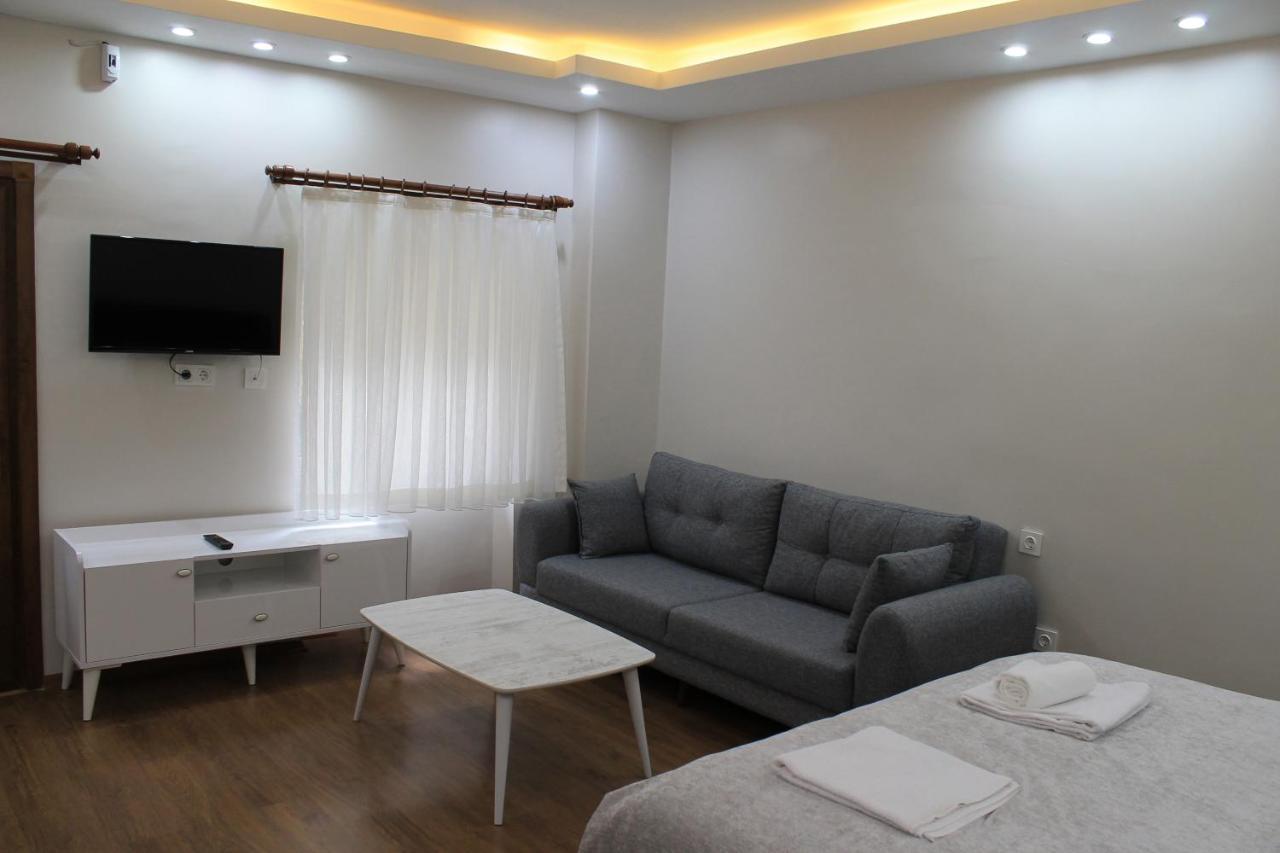 Beyoglu Asmalimescit'Te Mobilyali Balkonlu Daire Apartman Isztambul Kültér fotó